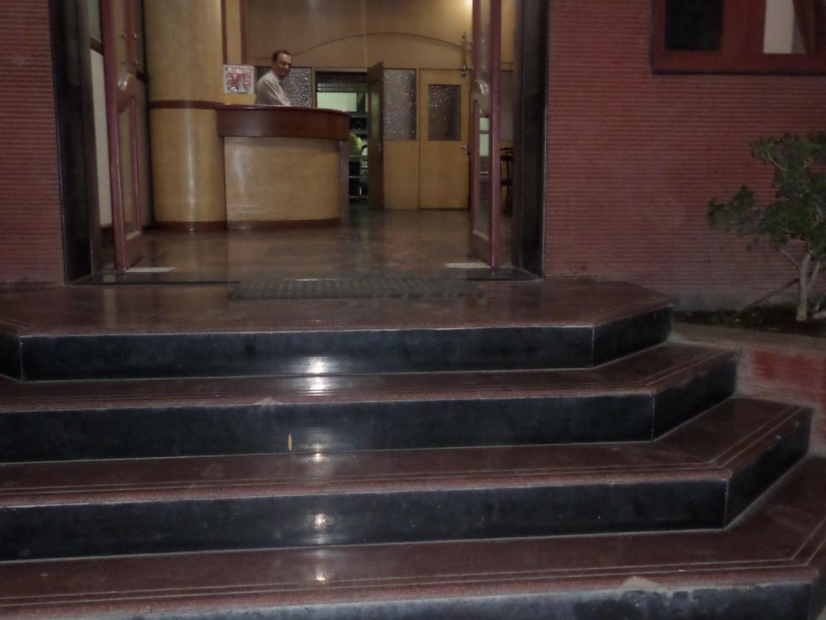 Hotel Ambessador Executive Solapur Exterior photo